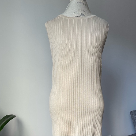 Cream knitted sleeveless midi dress - Picture 2 of 6